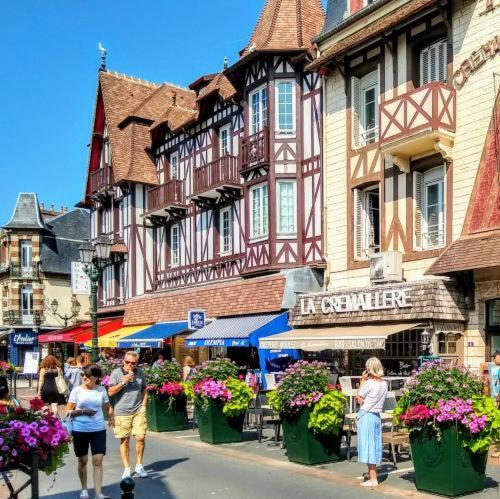 "Magnifique 2 Pieces " 150M Plages Et 500M Centre De Cabourg Zewnętrze zdjęcie