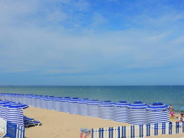 "Magnifique 2 Pieces " 150M Plages Et 500M Centre De Cabourg Zewnętrze zdjęcie